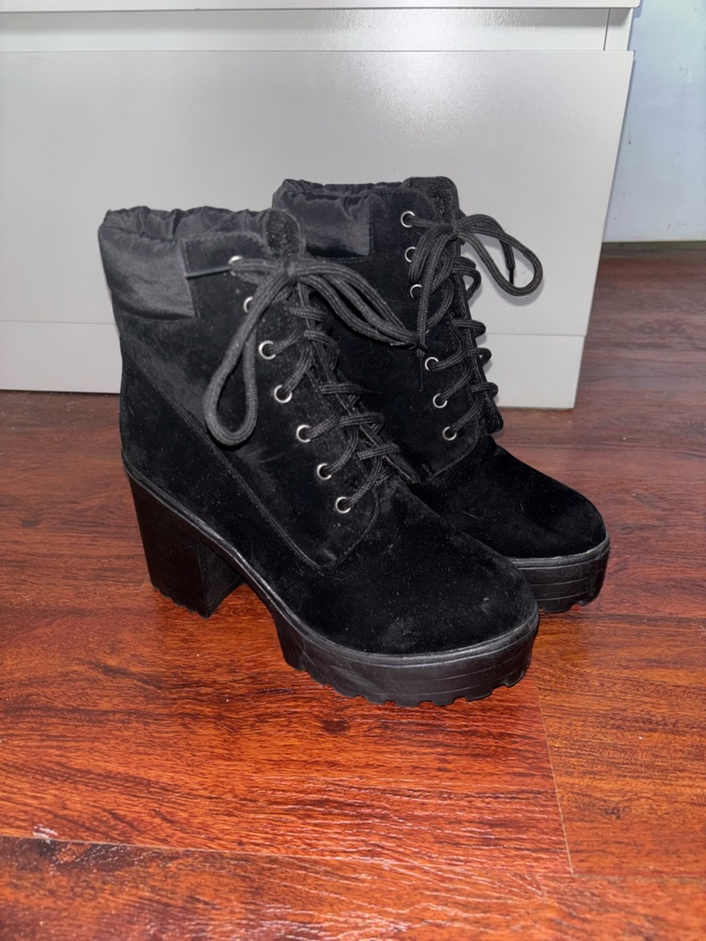 Women's Black Lace-Up Platform Ankle Boots